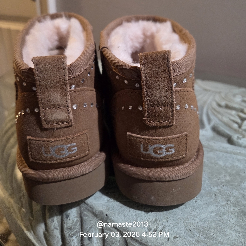 Ugg ULTRA MINI Bling Boots Suede Swarovski Suede Designer Fur Sheaeling #196 - Picture 10 of 16
